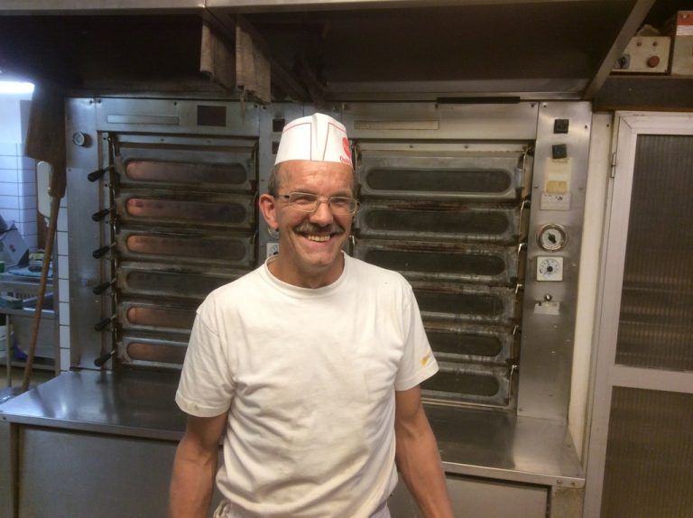 Andreas Polzhofer, Bäcker Seit knapp 40 Jahren bin ich Bäcker und hatte immer Spaß, etwas zu erzeugen, das den Leuten schmeckt. Ans frühe Aufstehen gewöhnt man sich.