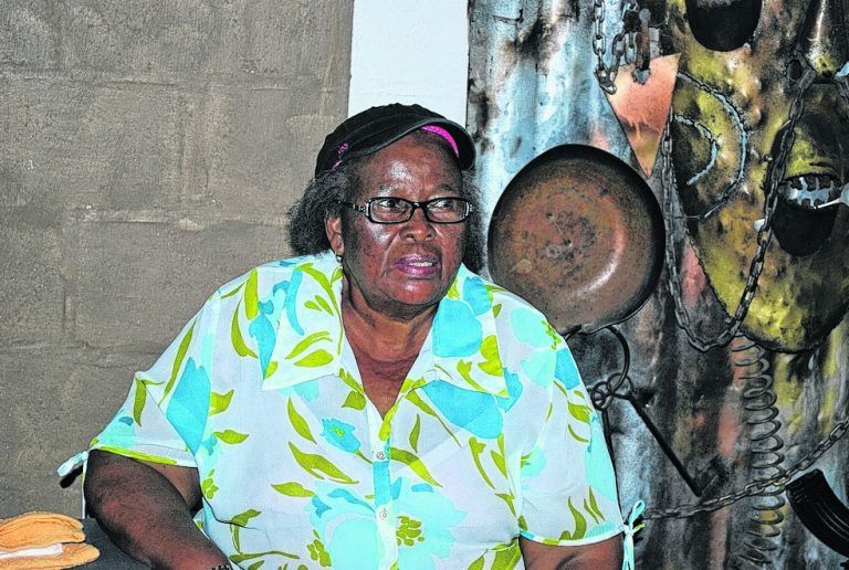 Auch Lizzy, die einfach Mama Africa genannt wird, erlebte die harte Zeit der Apartheid in Port Elizabeth.
