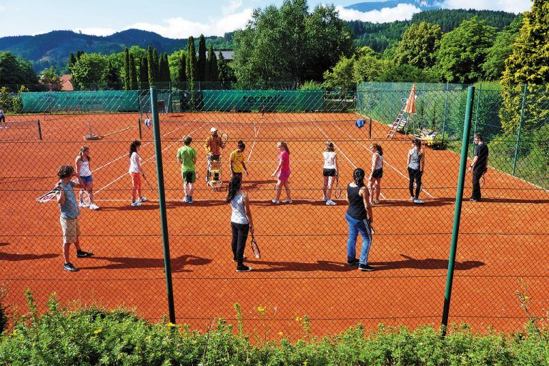 Auch Tennis gehörte bei der Sportwoche am Millstätter See zu den möglichen Sportarten.