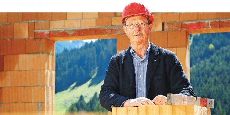 Bau-Innungsmeister Franz Drexel ist als Unternehmer in Mittelberg, Kleinwalsertal, aktiv. Fotos: VN/Hofmeister