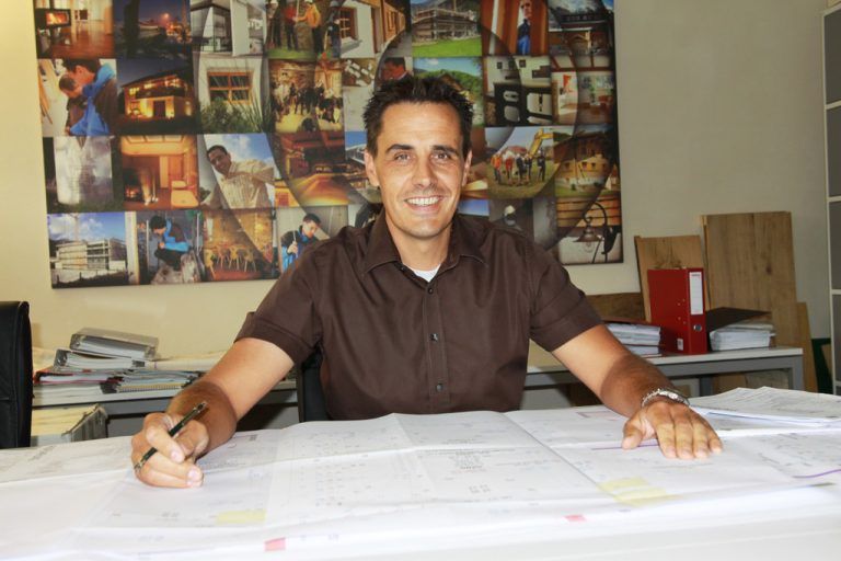 Baumeister Christoph Kleboth: Guter Rat ist nicht teuer, sondern rechnet sich. Fotos: TMH