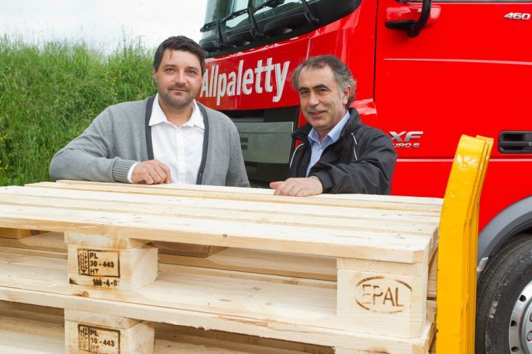 Bekir Ulutürk und Christian Bechter führen die Geschäfte bei Allpaletty. Foto: VN/Steurer