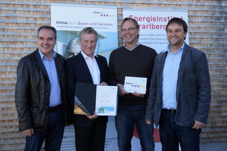 Bereits 2012 erhielt Morscher Bau für die Passivhaus-Wohnanlage in Sulzberg die höchste Auszeichnung „klimaaktiv Gold“. Foto: MB