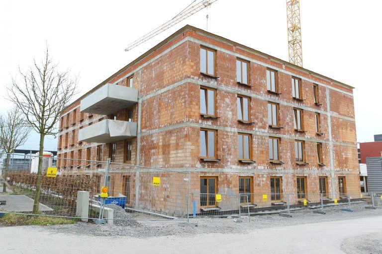 Beruhigung bei der Wohnbauförderung: Land Vorarlberg wird Forderungen nicht verkaufen. Foto: VN/Hofmeister