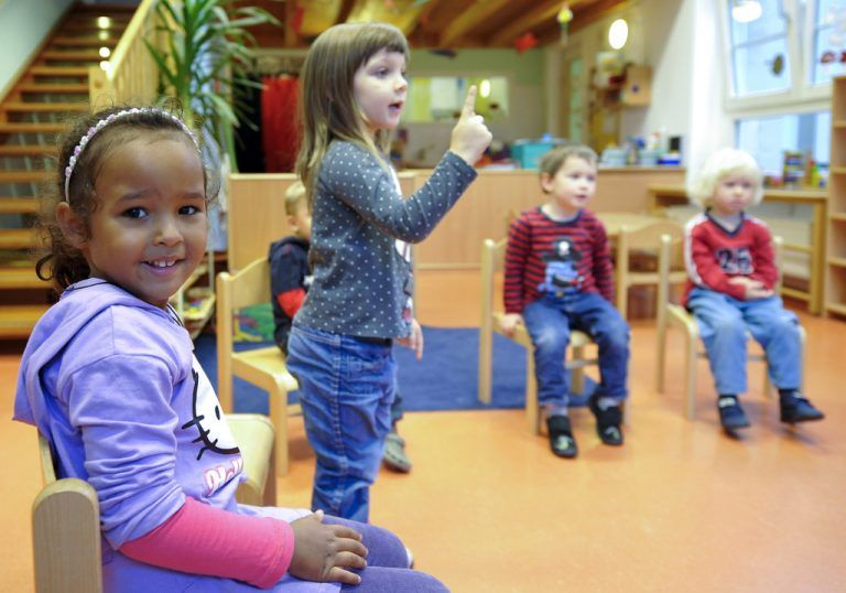 Bildungssprache. Deutsch soll früh von den Kindern beherrscht werden. Der „Leseplan“ soll die Leseförderung forcieren und sichern, dass sich Österreich beim nächsten PISA-Test verbessert.
