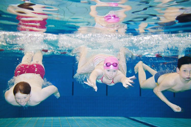 Bewegung, Spiel und Action im Wasser
