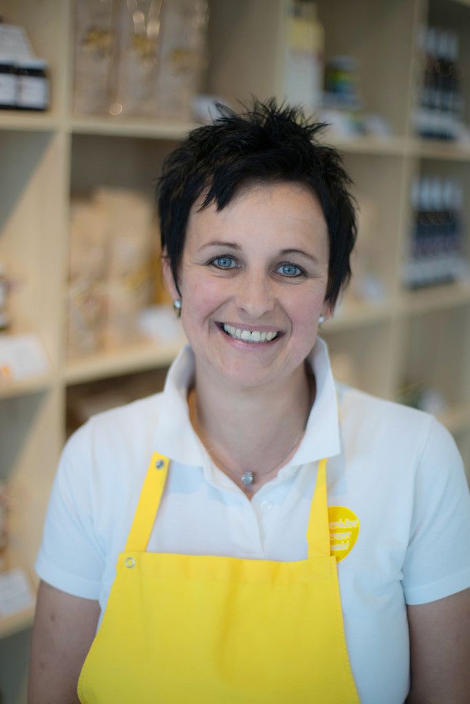 Christina Wörndle, VerkaufIn unserem Laden verkaufen wir Produkte, hinter denen ich zu 100 Prozent stehen kann. Wir erhalten Schulungen für eine optimale Beratung.  