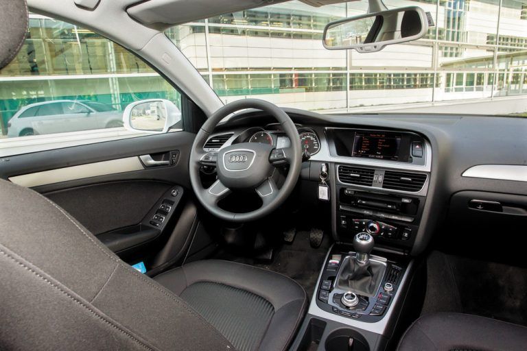 Das Cockpit: Übersichtlich und gut.