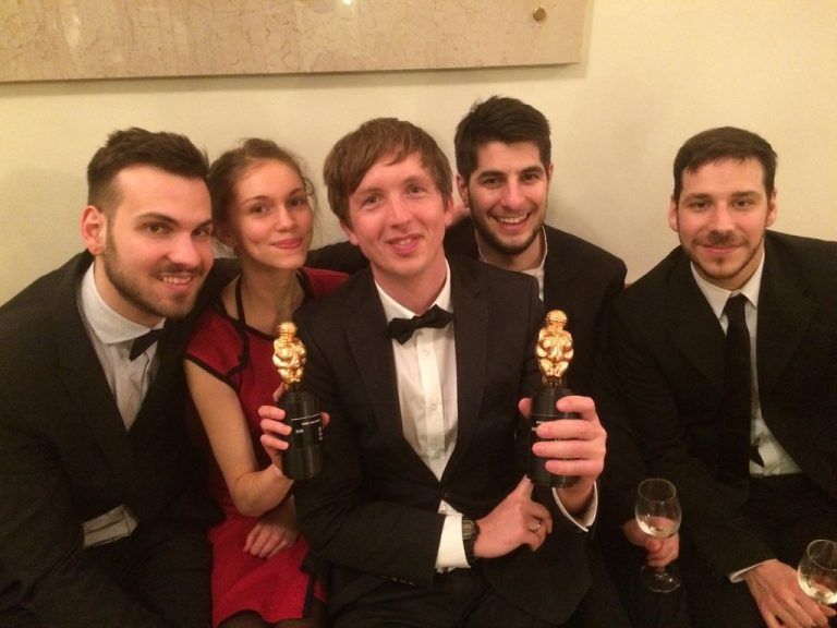 Das GREAT-Team freut sich auf der CCA-Gala über die hohe Auszeichnung für seine Kampagne. Foto: privat