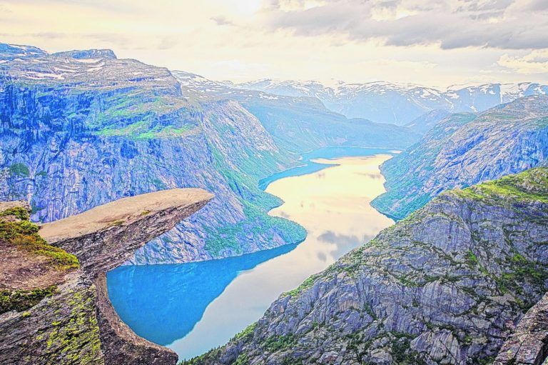 Das Nordfjord bietet einen traumhaften Blick. Foto: shutterstock
