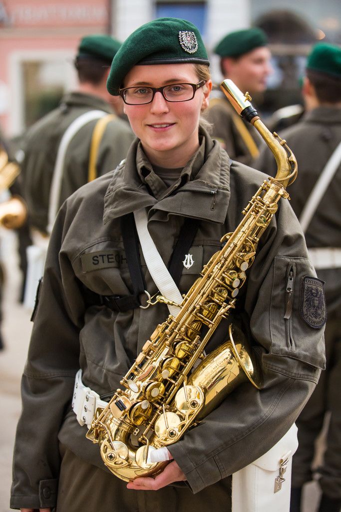 Das Saxofon bzw. das Altsaxofon hat Isabella Stecher schon vor ein paar Jahren zu ihrem Instrument gemacht. Foto: VN/Steurer