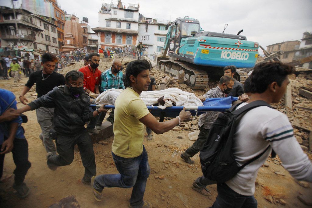Tausende Tote bei Erdbeben in Nepal