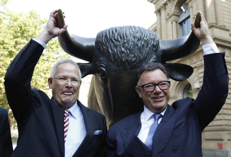 Den Bullen bei den Hörnern packen ist derzeit schwierig. Foto: Reuters