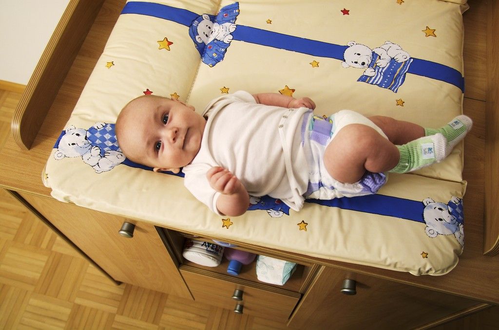 Jedes zweite Baby fällt einmal vom Wickeltisch Vorarlberger Nachrichten VN.at