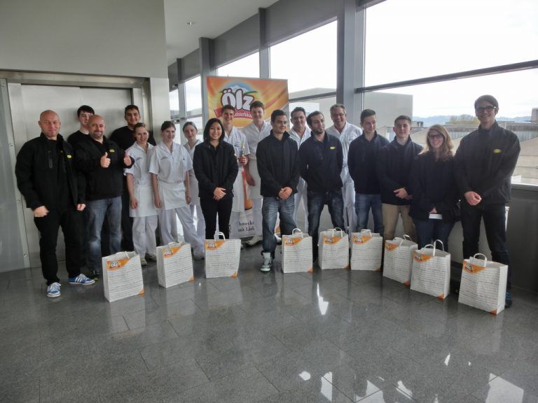 Die Auszubildenden der Firma Ölz luden die Lehrlinge von Rauch Fruchtsäfte nach Dornbirn ein.