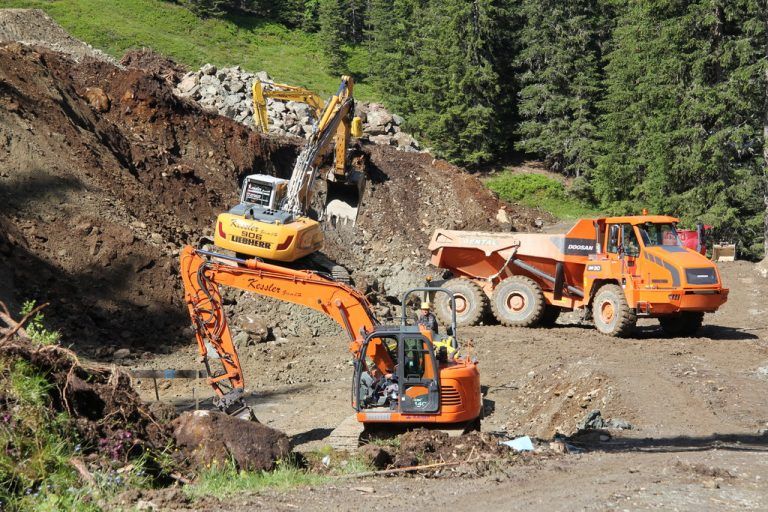 Die Bagger sind am Hochjoch aufgefahren. Foto: VOL