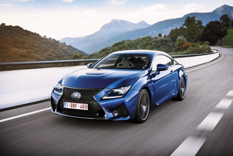 Die Eckdaten des Lexus RC F: 5,0-Liter-V8-Benziner, 477 PS, 530 Nm, 270 km/h Spitze. Fotos: werk