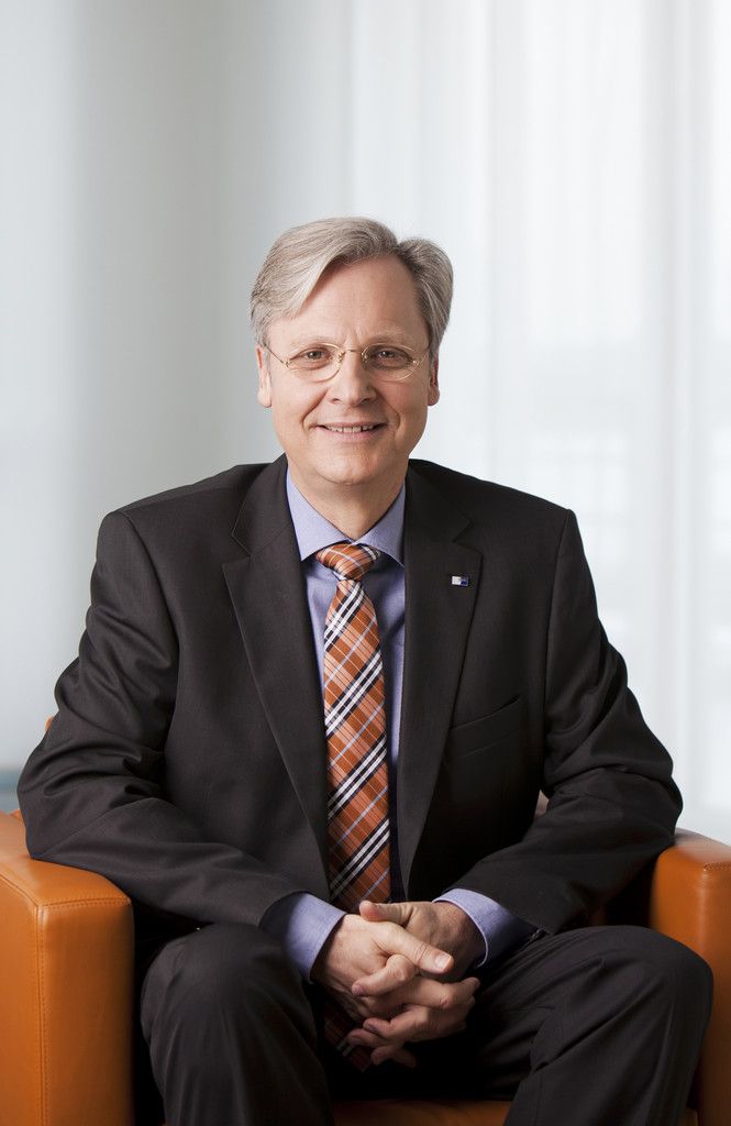 Die EZB ist zur Gefangenen der eigenen Ankündigungen geworden. Sie hat ohne Not nun ihren letzten Trumpf ausgespielt. Dabei überwiegen eindeutig die Risiken. Martin Wansleben, DIHK-GF