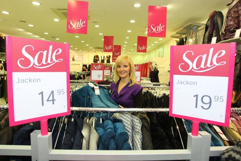 Die höhere Kaufkraft kommt im Einzelhandel nur zum Teil an. Foto: Symbol, VN-Hofmeister