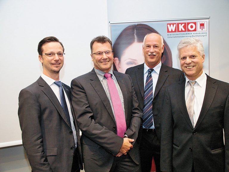 Die Referenten des Abends: Martin Mayr ( Vorsitzender DÖIM), Interim Manager Felix Rippe und Alfred Painsi mit VRIM Präsident Kurt Schädler (v. l.). Fotos: S. Juen