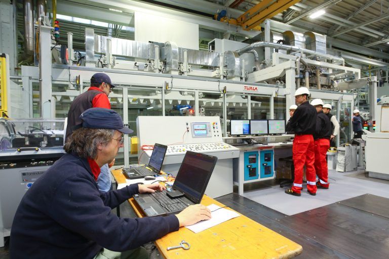 Die Strangpresse von Sapa Nenzing ist eine der modernsten in Europa. Foto: VN/Hofmeister