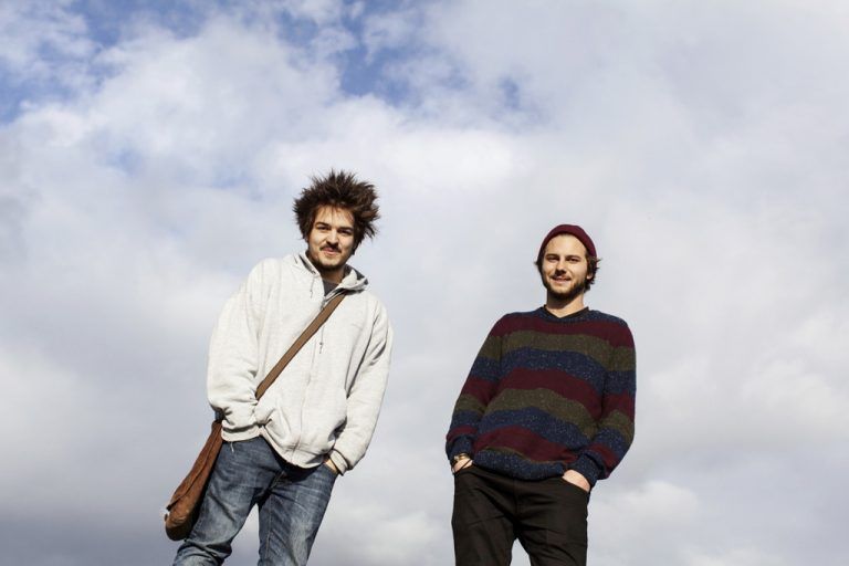 Die zwei haben die Charts im Sturm erobert: Clemens Rehbein (l.) und Philipp Dausch von „Milky Chance“.  Fotos: Veranstalter