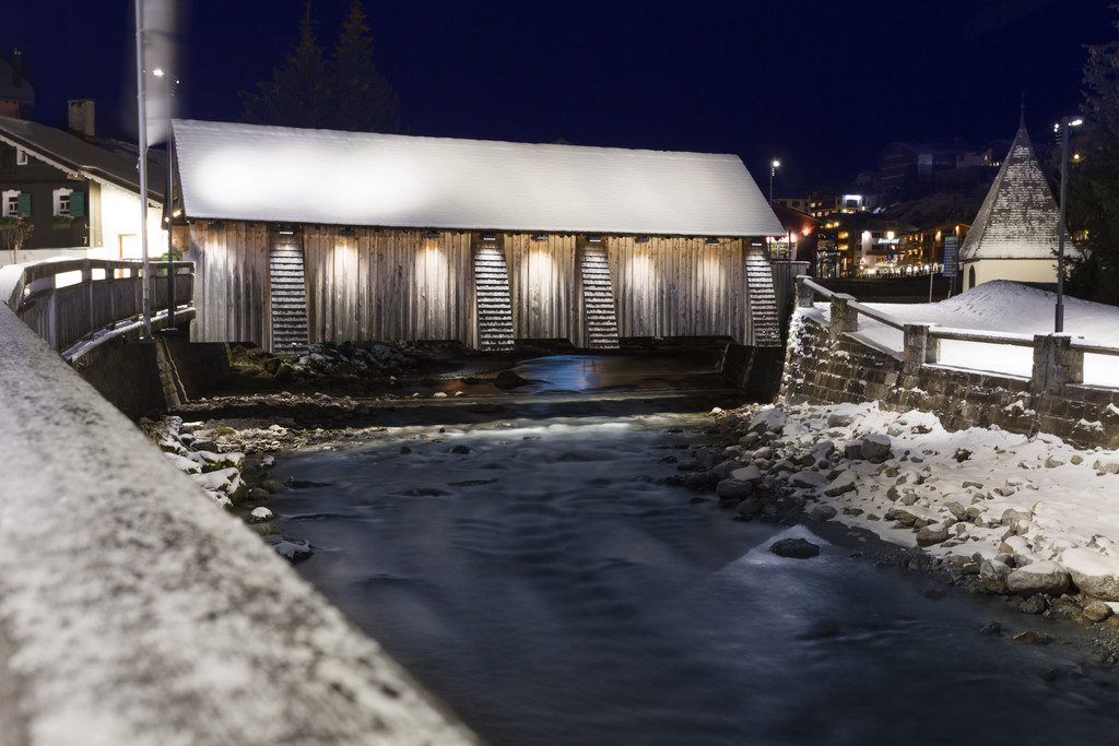 Die Wirtschaft behauptet sich in einem schwierigen Umfeld
