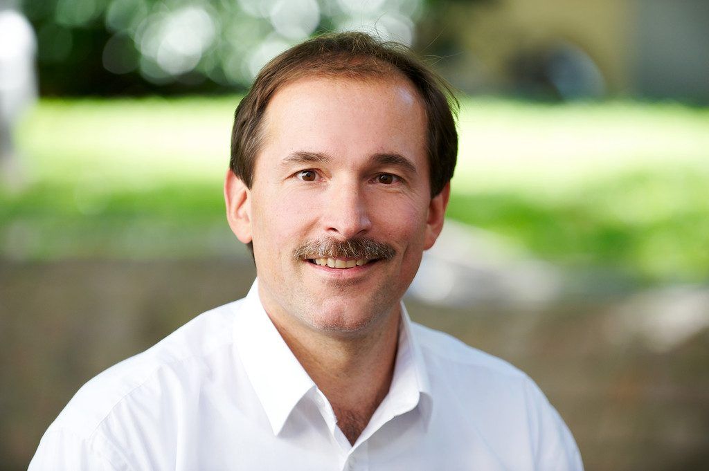 Gratis mit Bus und Bahn zur „Buch am Bach“