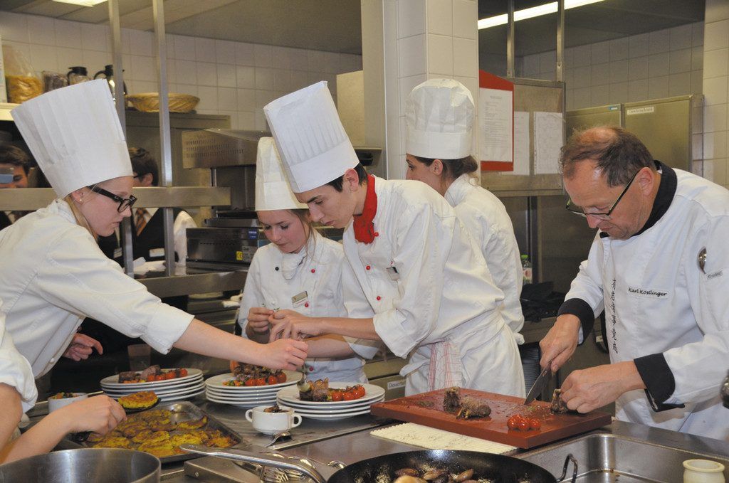 Bildungshaus 2020: Tourismus schafft neue Karrieremöglichkeiten