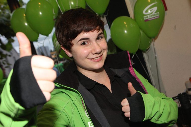 Einen Tag der Freude erlebte die 16-jährige Barbara Edlinger am Wahlsonntag. Foto: VN/Hartinger