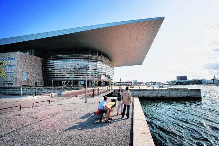 Entworfen wurde das eindrucksvolle Gebäude vom weltberühmten Architekten Henning Larsen. Foto: Ty Stange