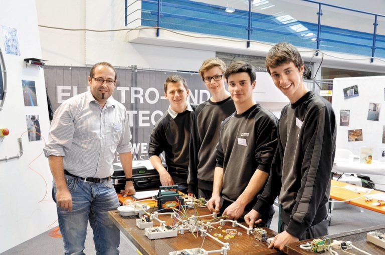 Erne: „Unsere Mitarbeiter engagieren sich für Nachhaltigkeit, Sicherheit und Komfort aus einer Hand.“ E-Werke