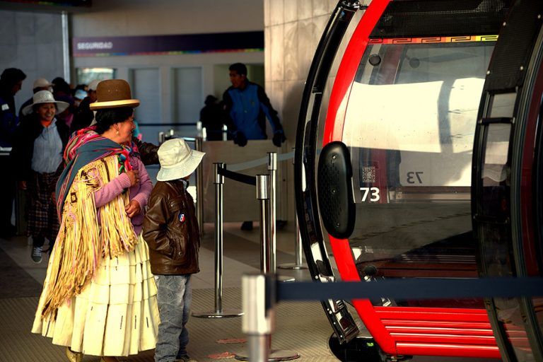 Eine Million Passagiere fuhren im ersten Monat mit der Doppelmayr-Seilbahn La Paz