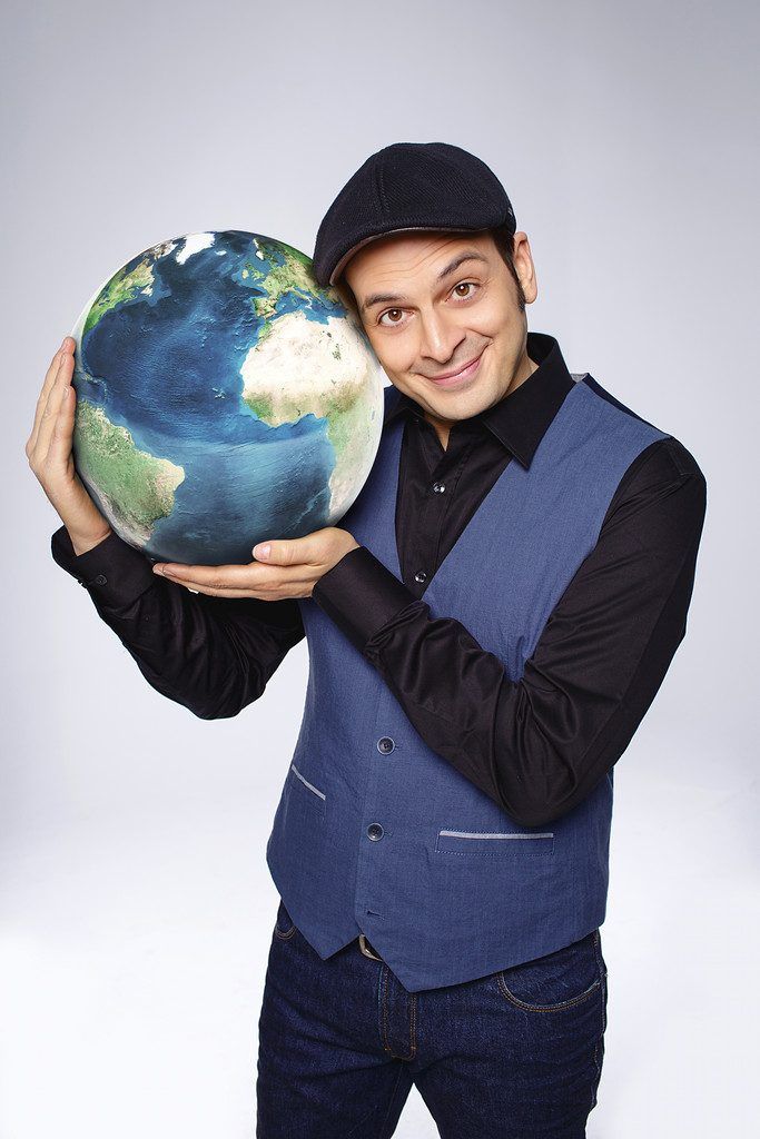 Kaya Yanar: „Around the World“