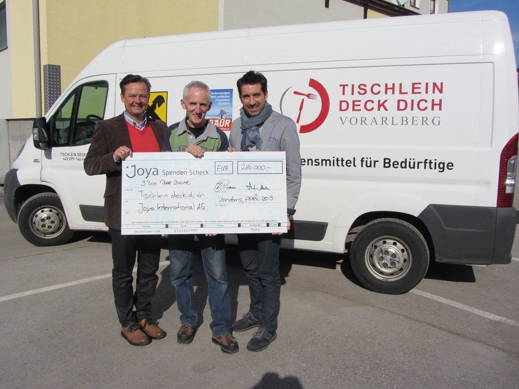 3300 Paar Schuhe für &#8220;Tischlein deck dich&#8221;