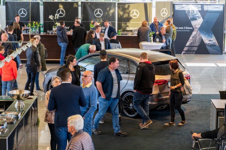 Gut besuchte Autotage