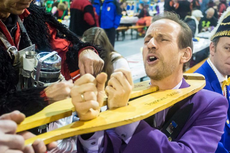 Fotos vom Landesnarrentag. Zeitplan: 08:30 Uhr Zunftmeister-Empfang, 09:45 Uhr Programm für alle Närrinnen und Narren, 11:11 Uhr Ausruf der Fasnat durch VVF-Präsident Michel Stocklasa, 13:00 Uhr Umzugsaufstellung, 13:30 Uhr Umzug DIETER EGGER