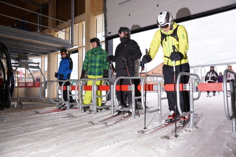 Freie Fahrt mit gemeinsamer Ski-Card? Foto: Berchtold
