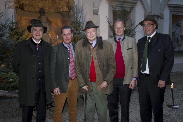 Freiherr Eberhard von Gemmingen-Hornberg ist der Stifter. VN