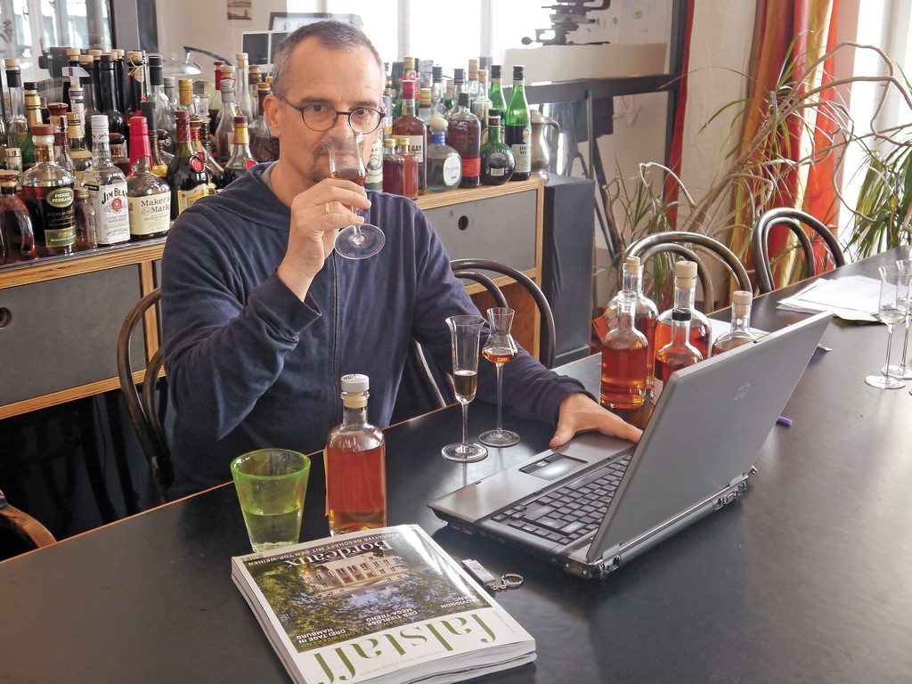 2000 Flaschen Schnaps
