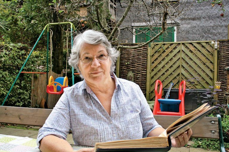Gertrud Clausen erinnert sich gerne an eine schöne Zeit im SOS-Kinderdorf zurück. Foto: Hagen