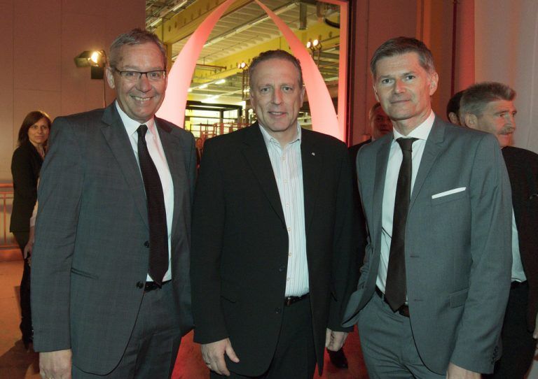 Gratulanten: Statthalter Karlheinz Rüdisser (l.) mit AK-Präsident Hubert Hämmerle.