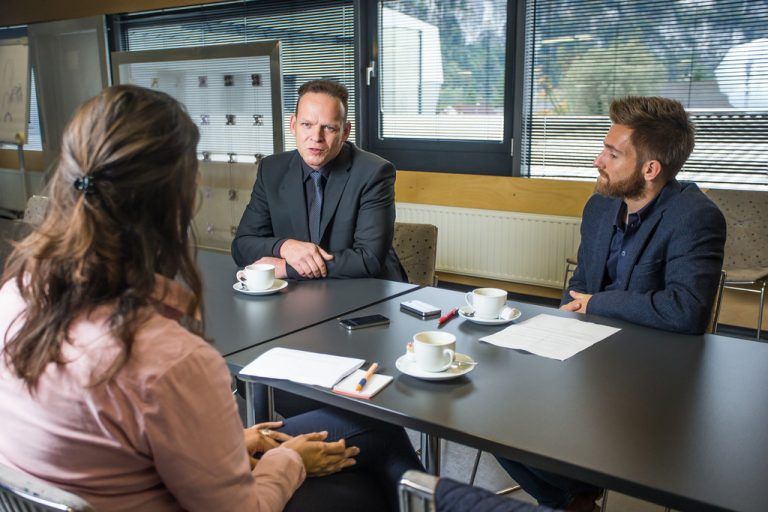 Günter Grabher im Gespräch mit den VN am Standort der V-Trion GmbH in der Otten Gravour.