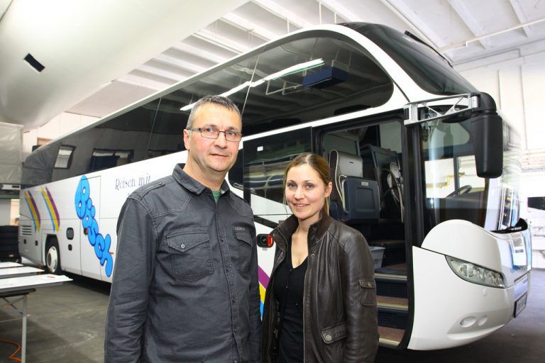 Günter und Claudia Bösch investieren in die Erweiterung des Betriebs­areals.  Foto: VN/Hofmeister