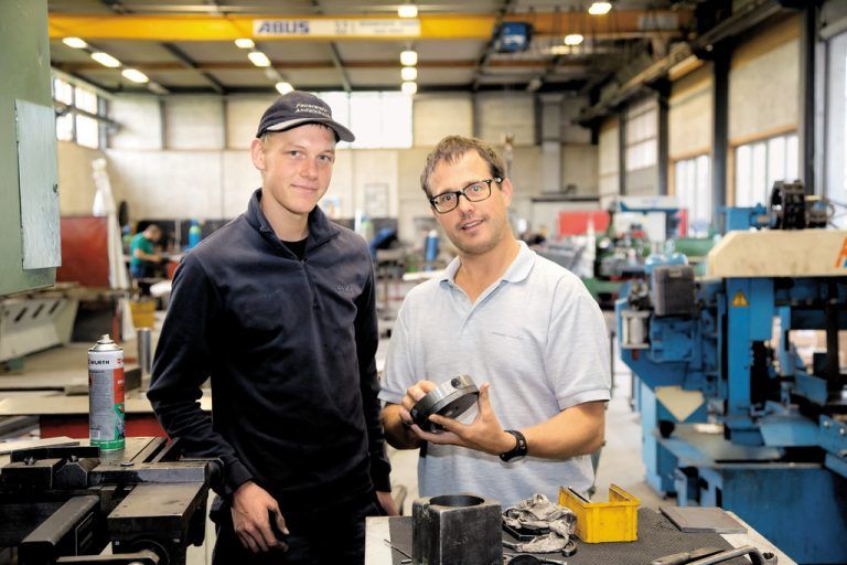 Harald Simeoni: „Die Wichtigkeit unserer Lehrlinge für den Betrieb ist enorm.“ VN/Paulitsch