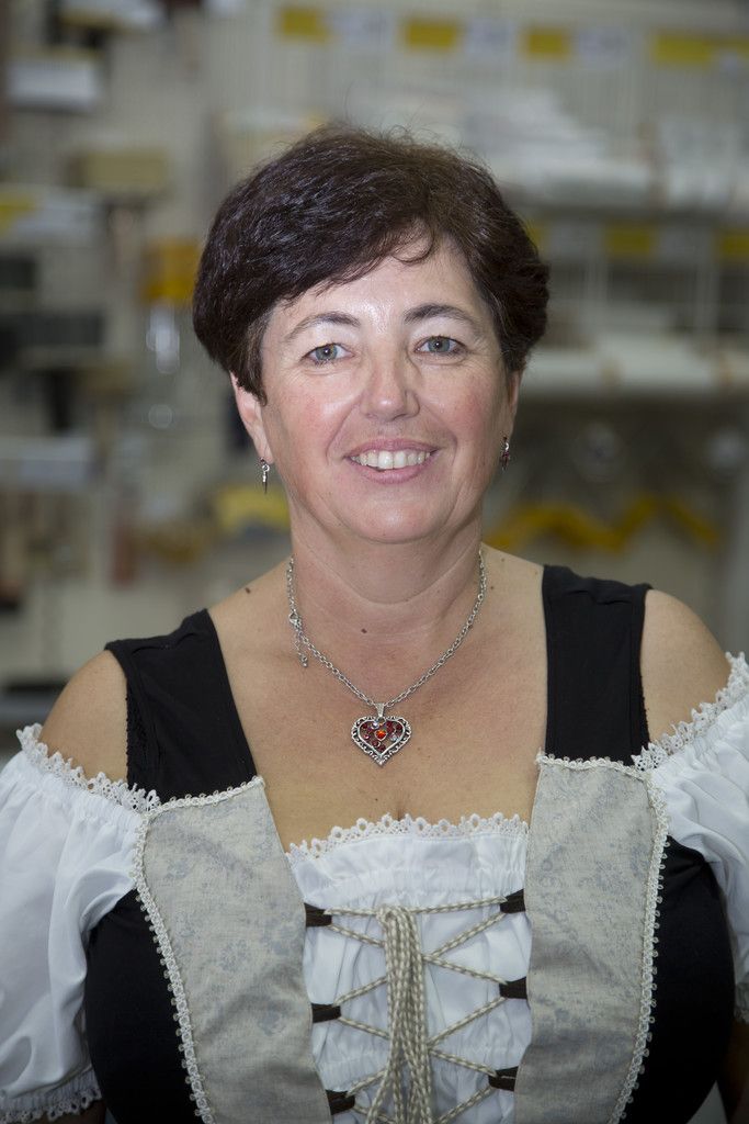 Heike Amann, Büro, Verkauf Wir haben ein sehr gutes Betriebsklima. Das schätze ich sehr. Genauso mag ich, dass ich viel mit Kunden zu tun habe.