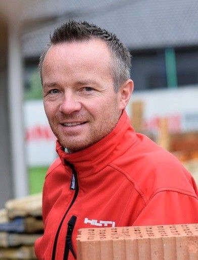 Hilti-Ausbildungsleiter Daniel Bitschnau.