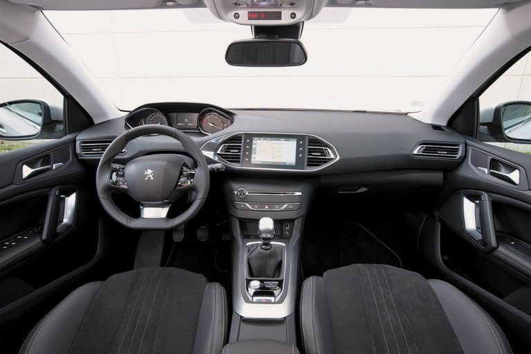 i-Cockpit: ordentlich aufgeräumt.