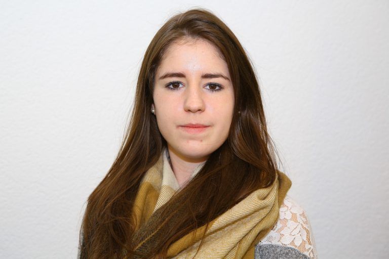 Ich fand die in der Ausstellung erzählten Lebensgeschichten schlimm und sehr traurig. Das hat mich mitgenommen, dass diese Menschen so jung - in meinem Alter - gestorben sind. Anna Rugele, 18, Hohenems