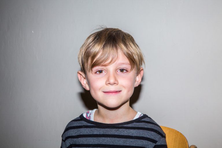 Ich will endlich rodeln gehen. Darum möchte ich, dass es im neuen Jahr endlich mehr schneit. Nathanael Walch, 7, Nenzing